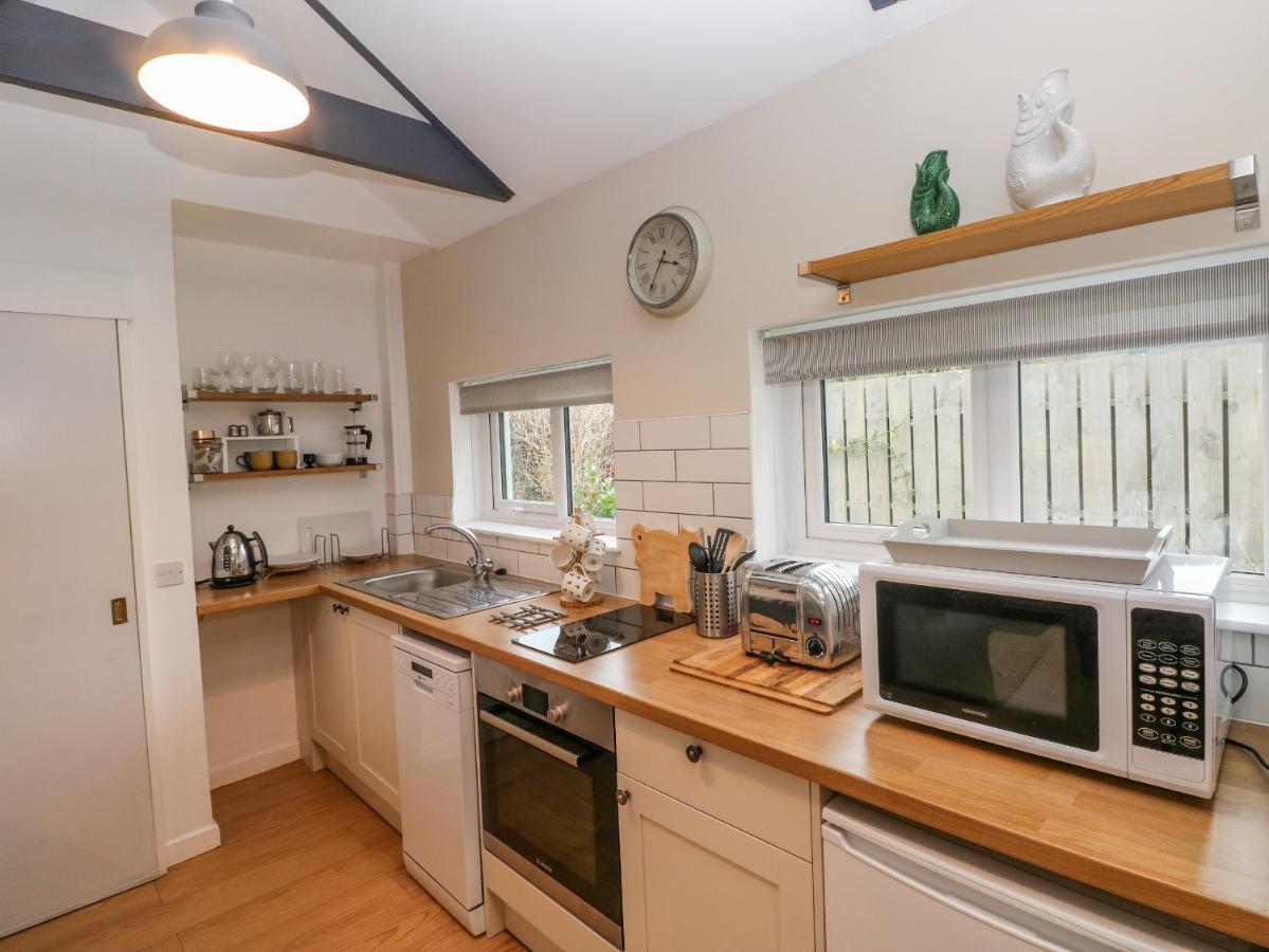 Dinefwr Cottage Carmarthen Dış mekan fotoğraf