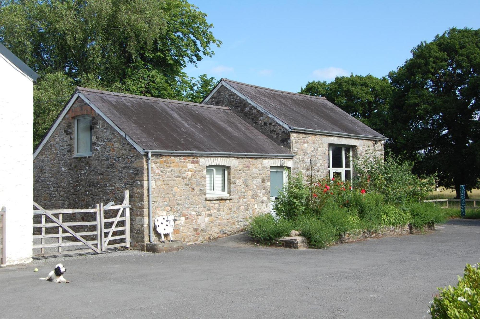 Dinefwr Cottage Carmarthen Dış mekan fotoğraf