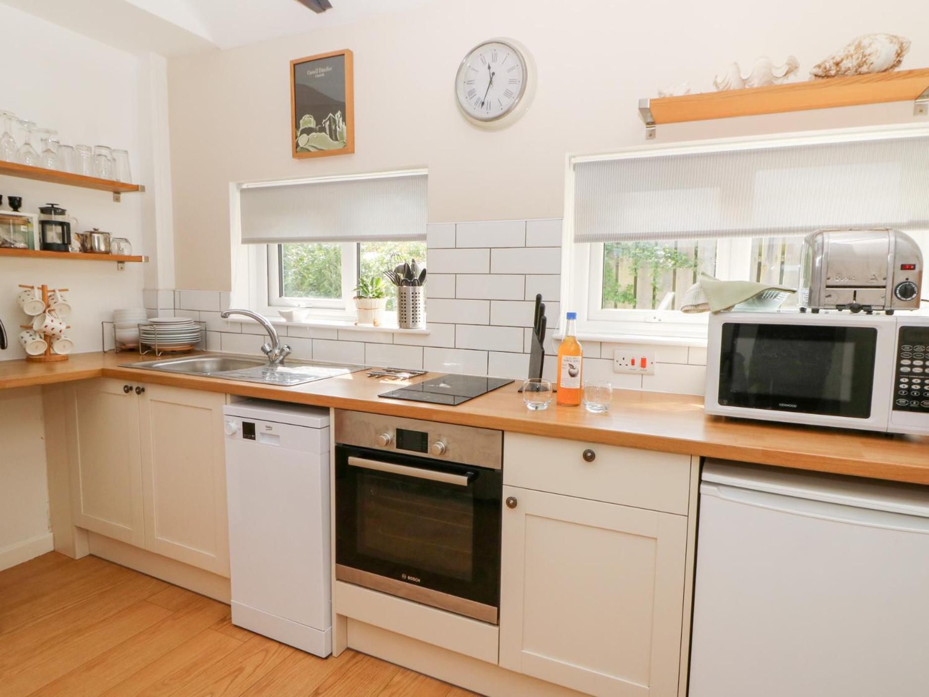 Dinefwr Cottage Carmarthen Dış mekan fotoğraf